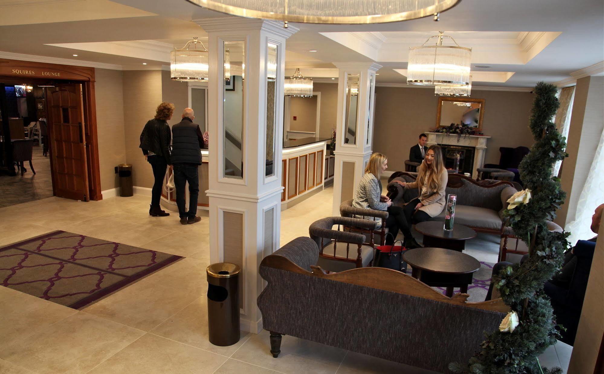 The Royal Hotel Кукстаун Экстерьер фото